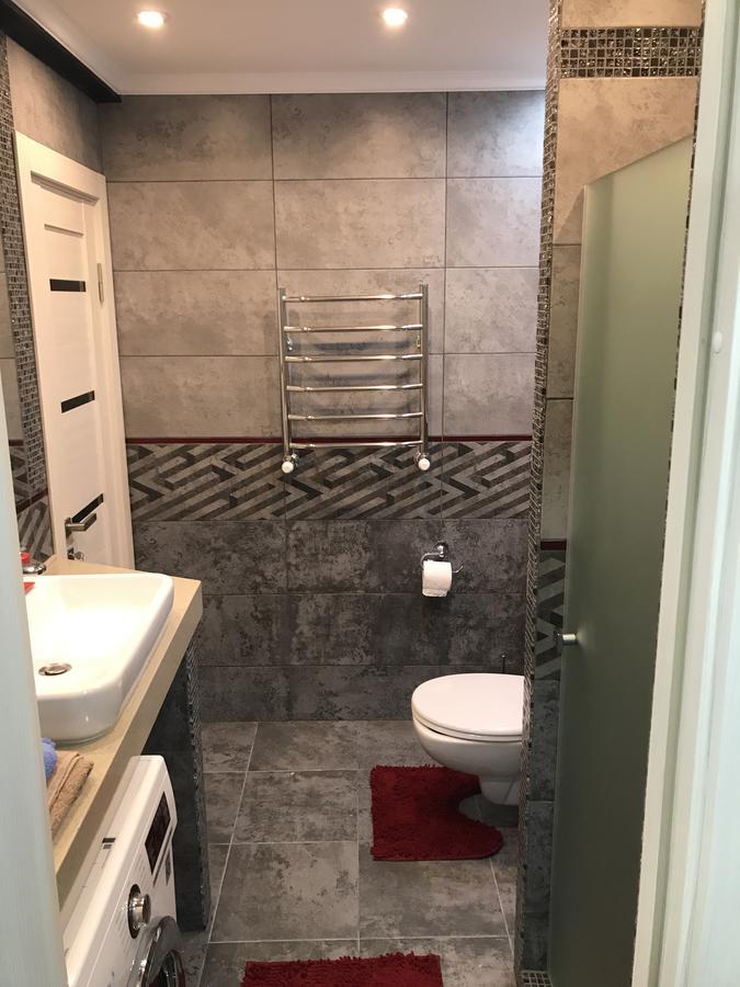 Apartment On Vialikaja Trajeckaja グロドノ エクステリア 写真